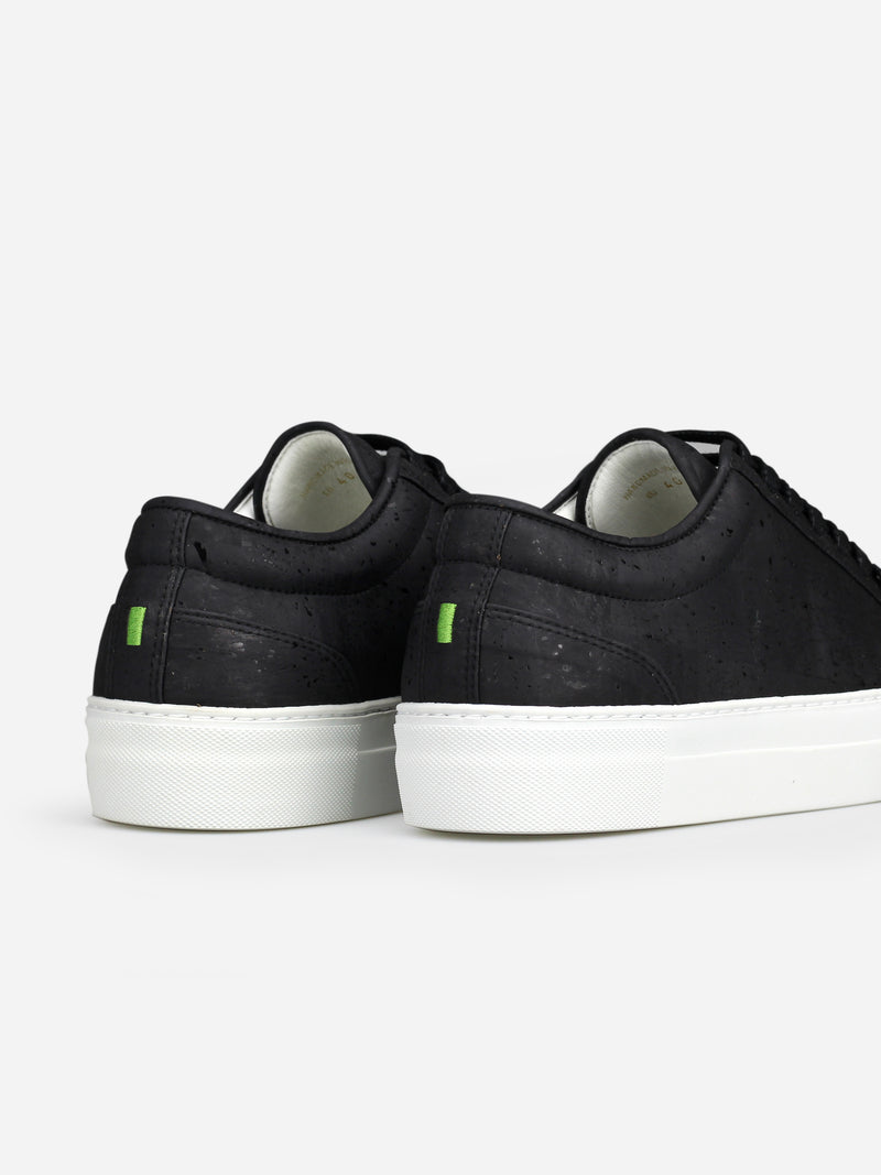 Onyx Black Essential